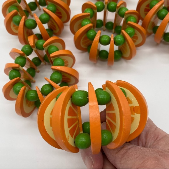 🎄$3 bundled Napkin Rings, Orange Slices & Green Beads, Set of 6 - Picture 3 of 4
